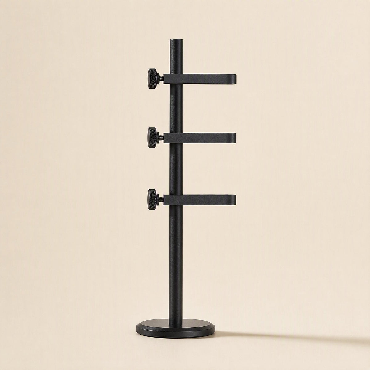 Alloybrace Graphics Card Bracket – black graphics card bracket with three stacked support arms and thumbscrews on a tall pole