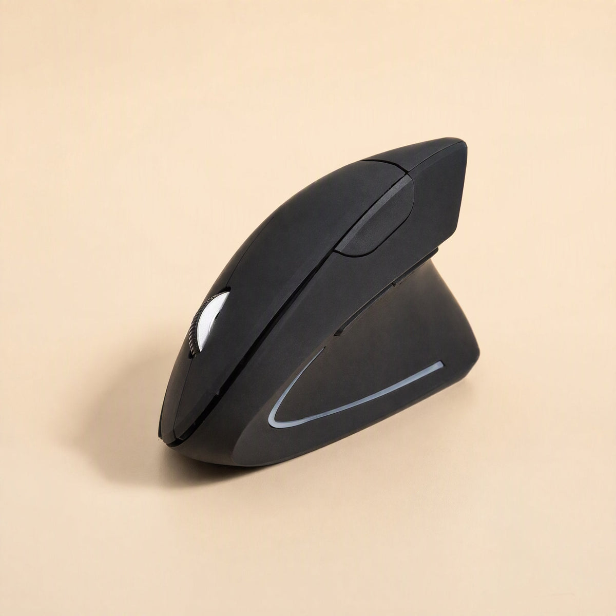 Palmtilt – Black vertical mouse viewed from the side with a glowing silver curved light strip and scroll wheel