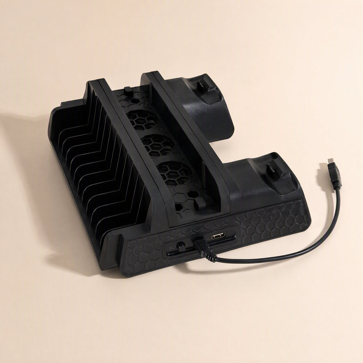 Ventstand – Rear view of the bracket showing disc storage slots, three fans and a USB cable plugged into the front port
