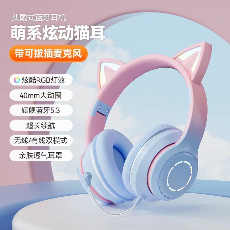 Glowmuse – Blue and pink cat ear headset with pop-up feature labels in Chinese and a boom mic, on a round pedestal