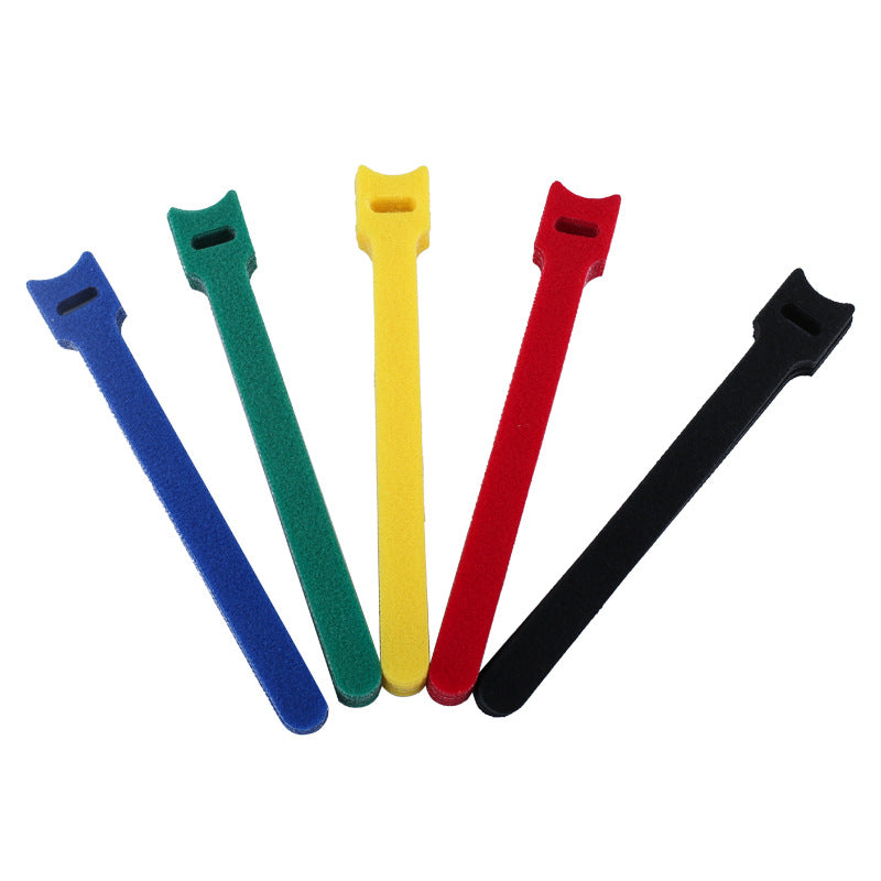 Catchet – Five hook-and-loop cable ties in blue, green, yellow, red and black fanned out on a white background