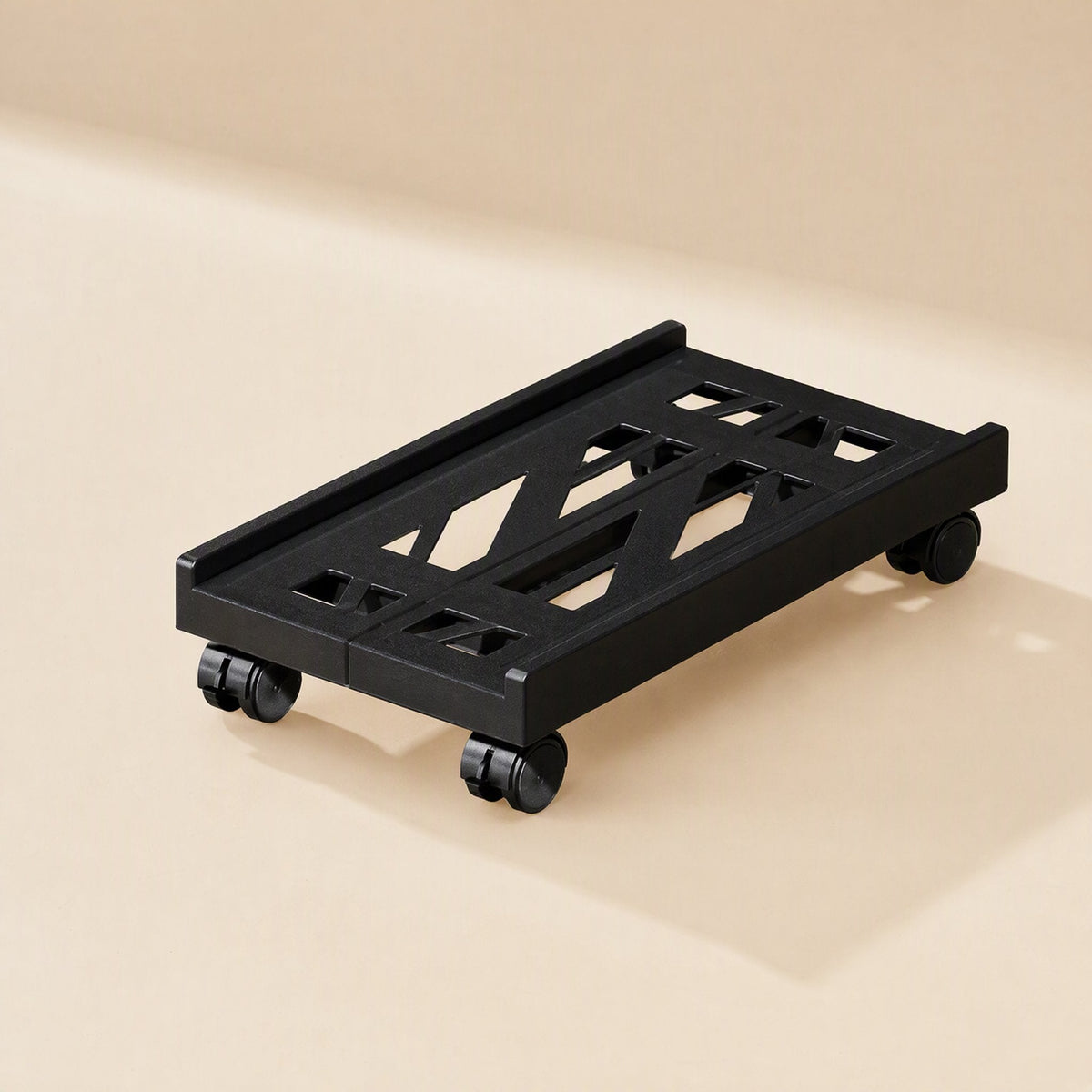 Towerroll – Black rack with diamond-pattern cutouts and four casters, seen from above at an angle