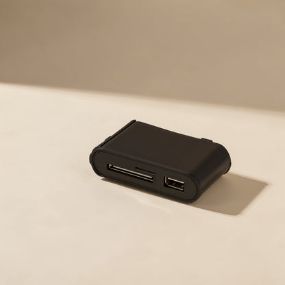 Portbyte – Black card reader front view showing the SD slot, TF slot and USB-A port