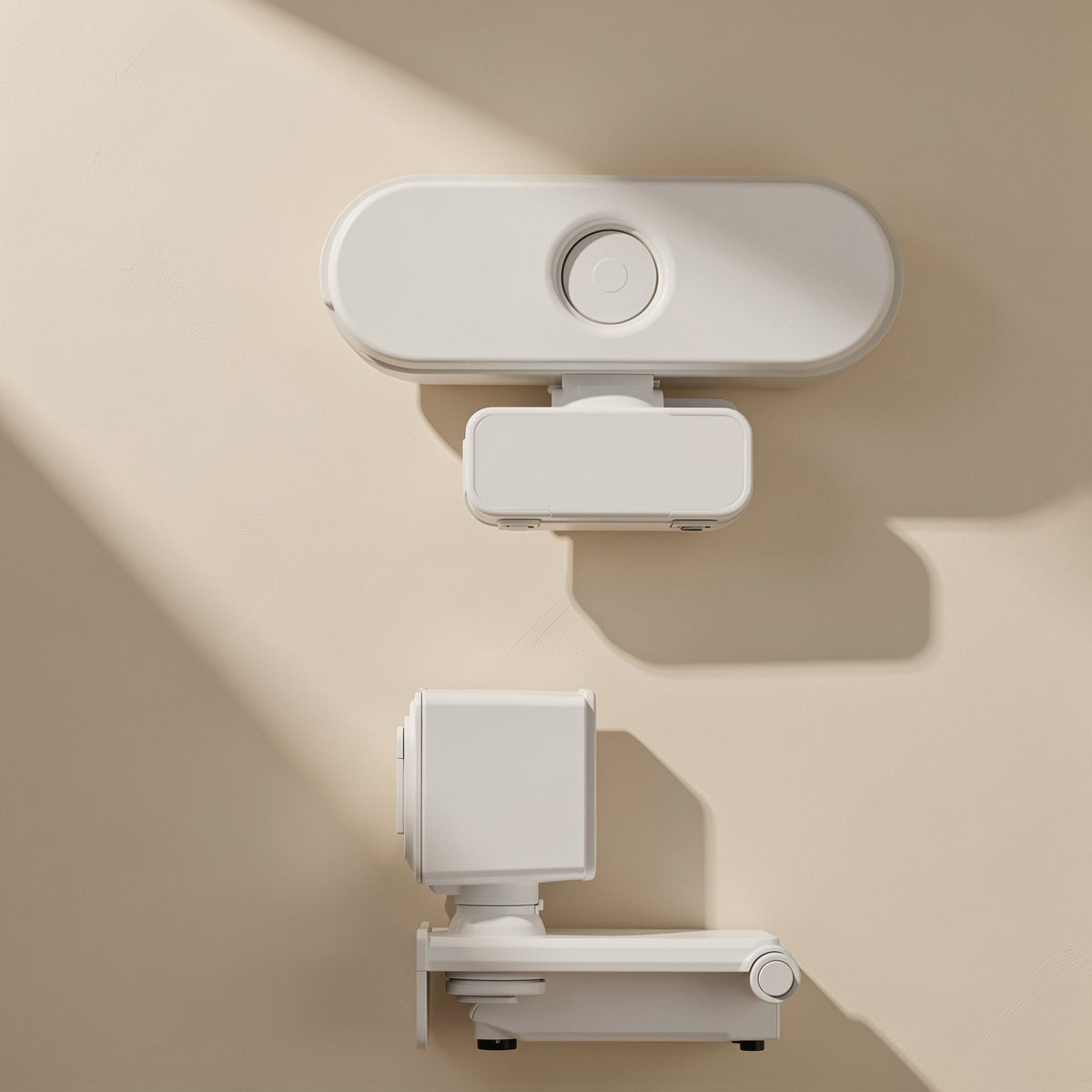 Viewtalk USB Computer Camera – two white webcam views from above and from the side, showing the clip base on a beige wall